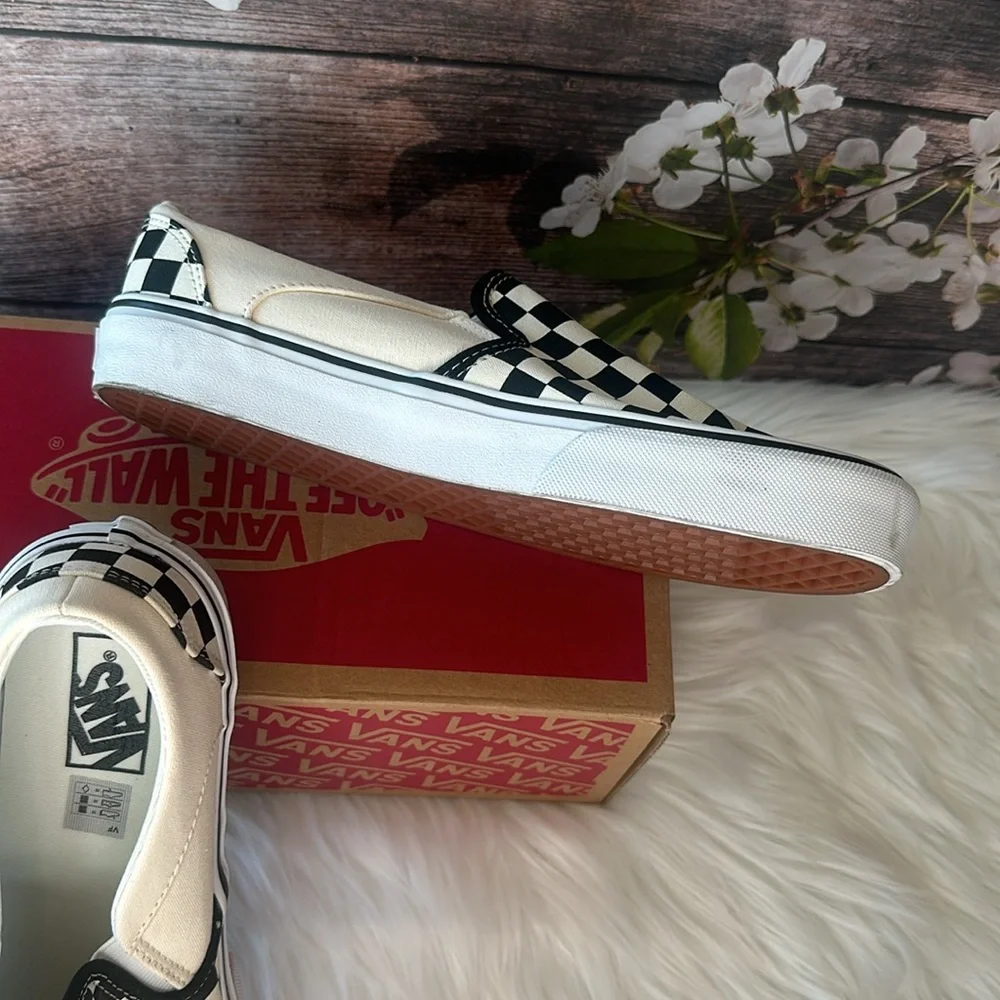Vans Women’s Skateboarding Slippers Size 8.5 - Picture 5 of 14